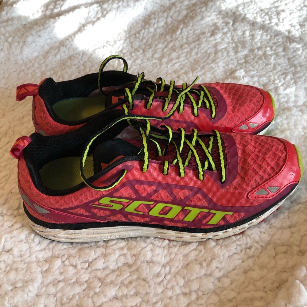 Scott Aero foam running sneakers